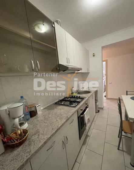Apartament cu 2 camere, mobilat în Aradului