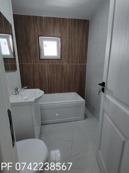 Apartament cu 2 camere decomandat în Nicolina