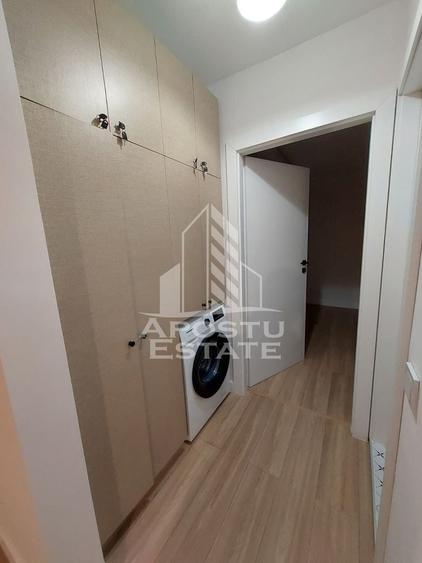 Apartament cu 2 camere decomandat în Spitalul Județean