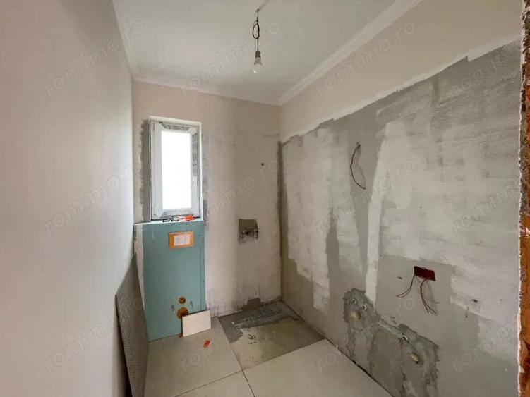 Casă cu 3 camere cu Teren 500 Mp în Ghiroda