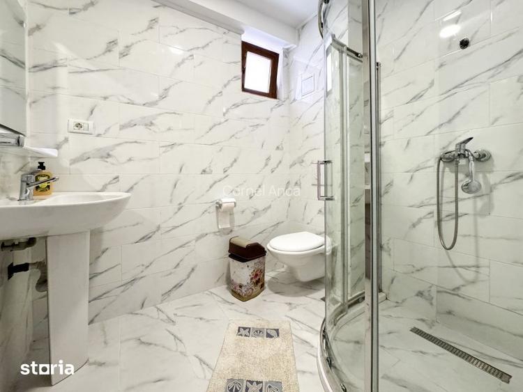 Pensiune de vanzare Costinesti, 26 camere duble, complet functionala