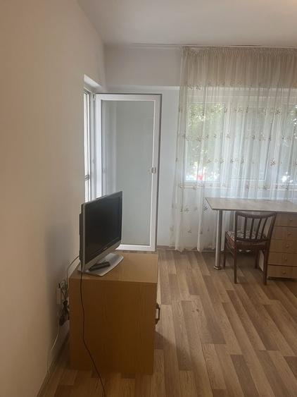 Garsonieră decomandată în Exterior Vest