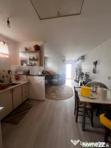 Casă cu 4 camere cu Teren 500 Mp în Central