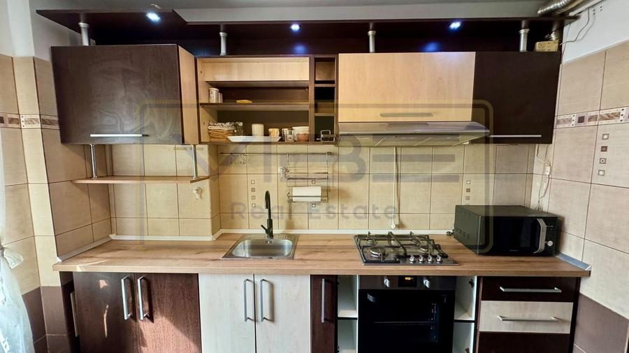 Apartament cu 3 camere decomandat, mobilat în Independenței