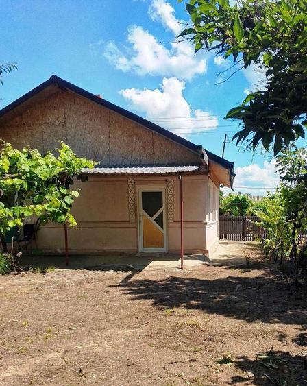 Casă cu 3 camere în Făcăeni