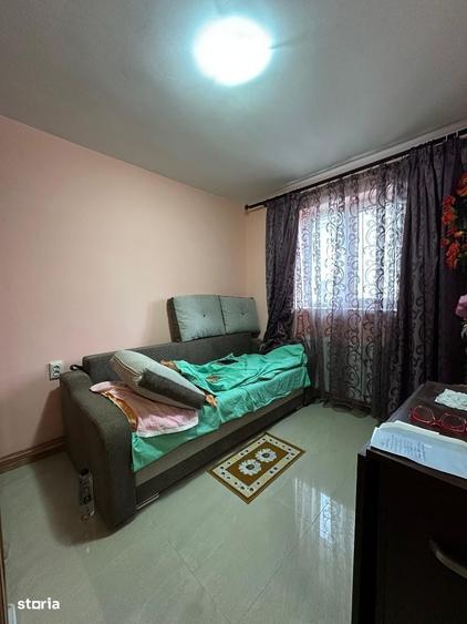 Apartament cu 2 camere semidecomandat în Onești