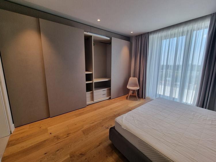 Apartament cu 5 camere în Floreasca