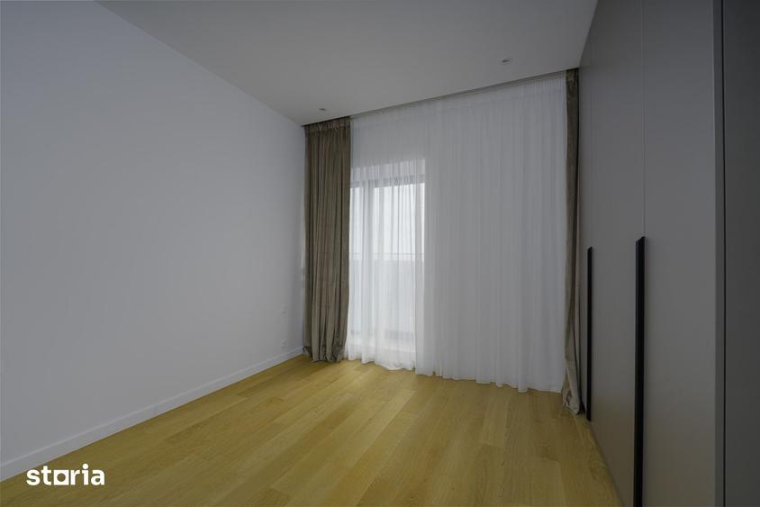 Apartament cu 3 camere în Tei