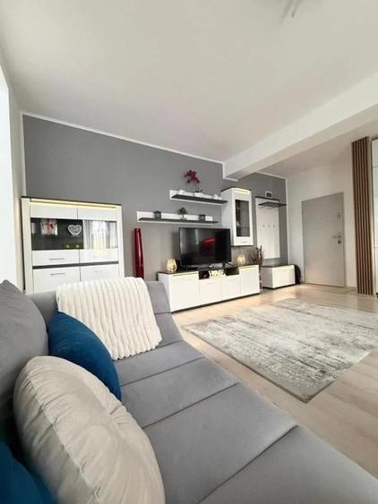 Apartament cu 2 camere semidecomandat în Braytim