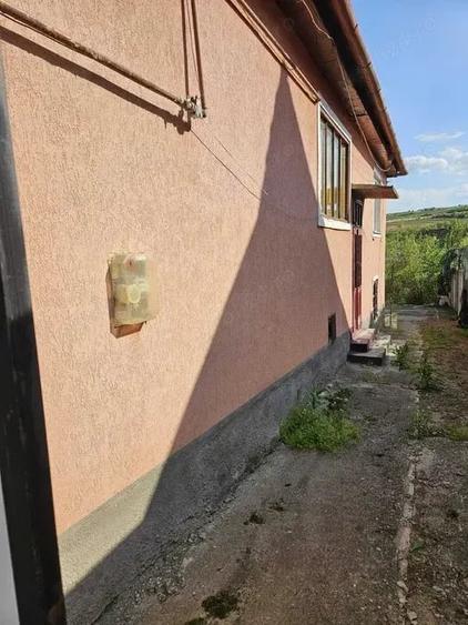 Casă cu 3 camere cu Teren 358 Mp în Șeica Mare
