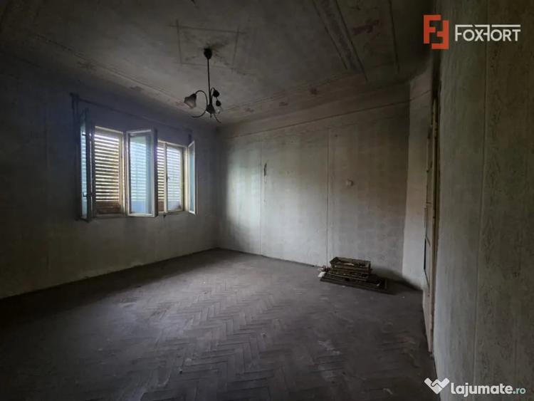 Casă cu 2 camere cu Teren 280 Mp în Central