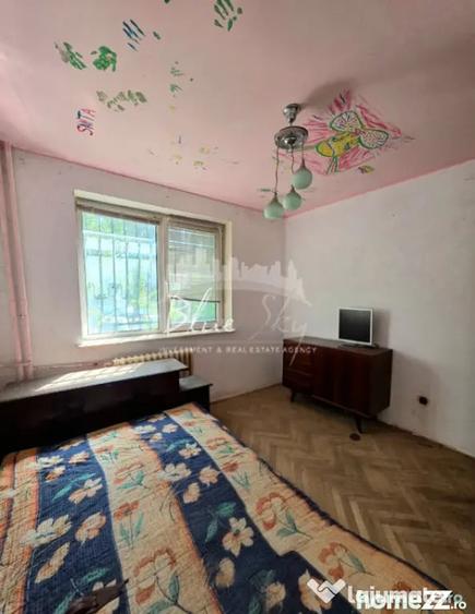 Apartament cu 3 camere semidecomandat în Tăbăcărie