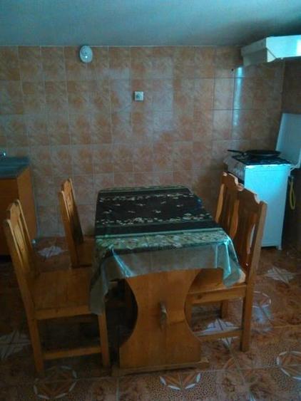 Apartament cu 3 camere decomandat în Ghermănești