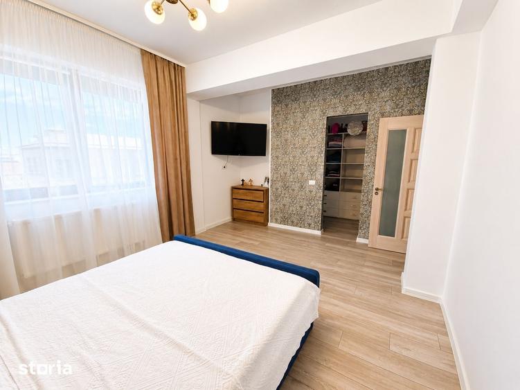 Casă cu 4 camere cu Teren 160 Mp în Palazu Mare