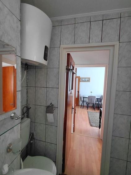Apartament cu 2 camere semidecomandat, mobilat în Doamna Ghica