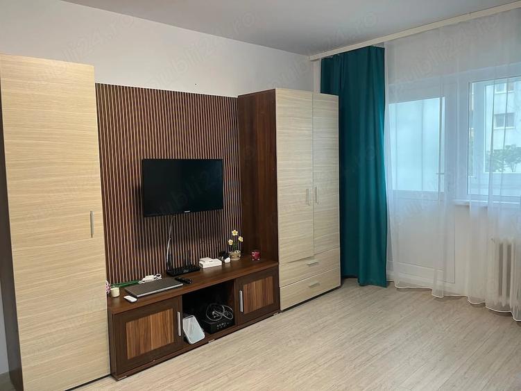 apartament cu 2 camere de inchiriat , propietar - 5