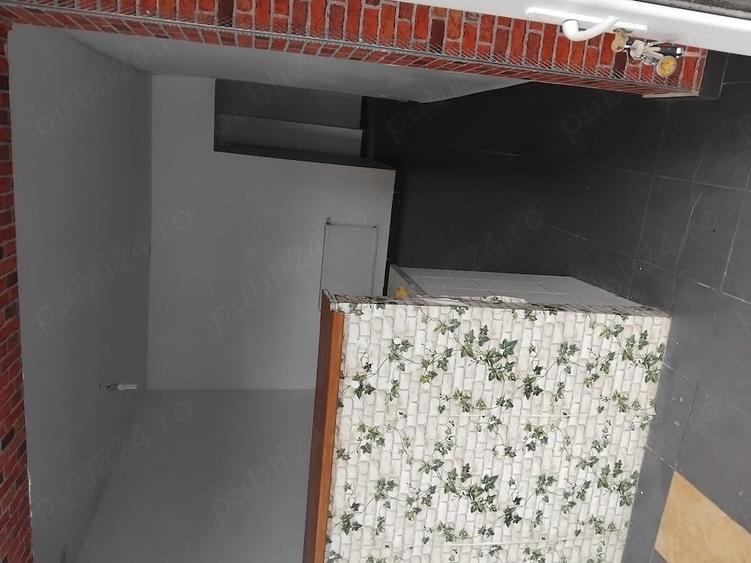 Spațiu comercial, de 50 mp, în Carpați 2