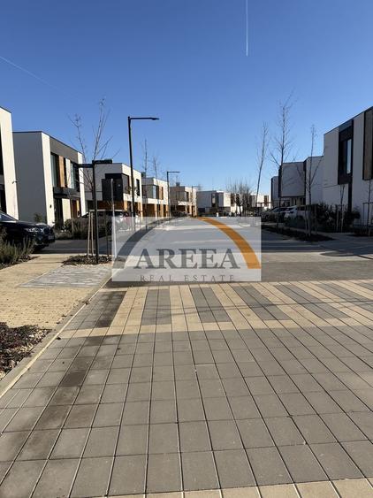 Duplex cu 4 camere cu Canalizare în Tunari