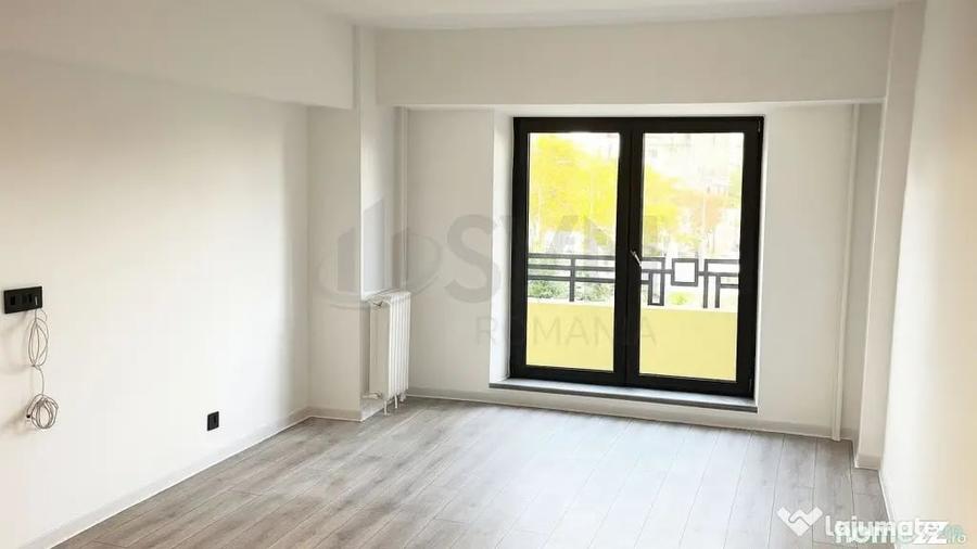 Apartament cu 4 camere nedecomandat în Unirii