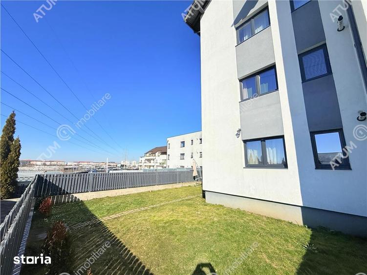 Apartament cu 2 camere decomandat, mobilat în Sud