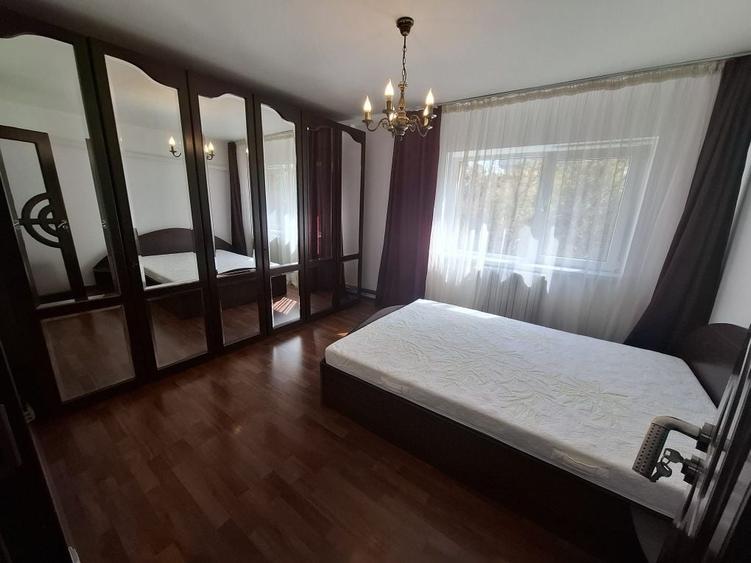Apartament cu 2 camere decomandat în Exterior Vest