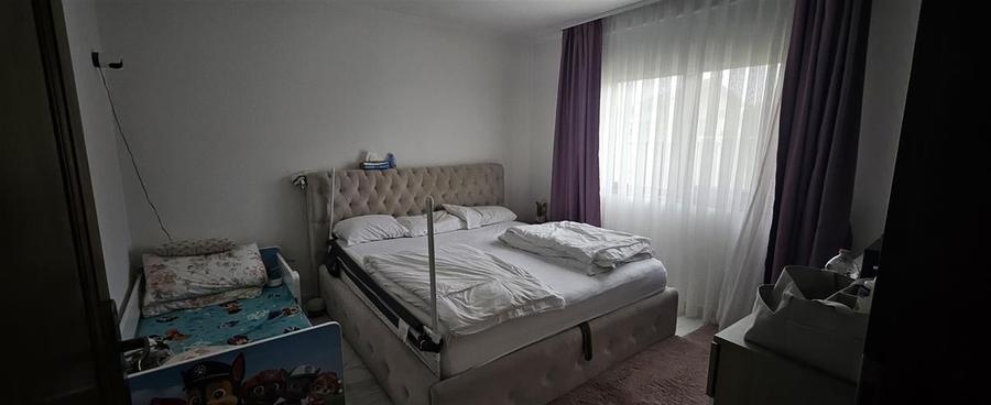 Casă individuală cu 4 camere cu Canalizare în Sântandrei