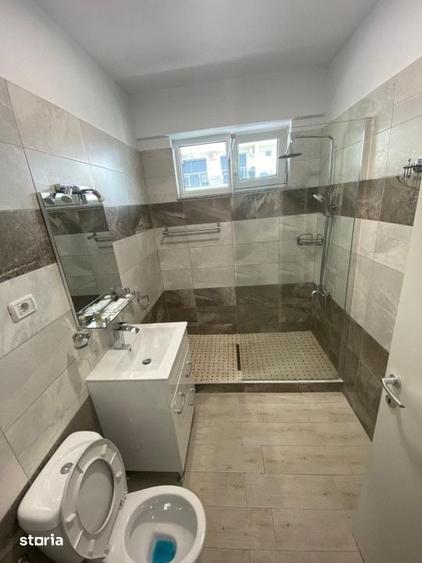 Apartament cu 6 camere în Năvodari