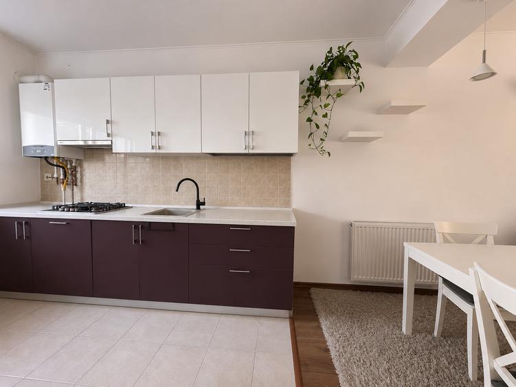 Duplex cu 3 camere cu Canalizare în Domnești