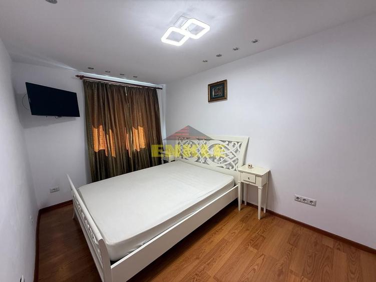 Apartament cu 2 camere semidecomandat în Ultracentral