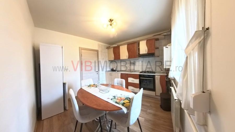 Apartament cu 3 camere decomandat în Vitan Mall