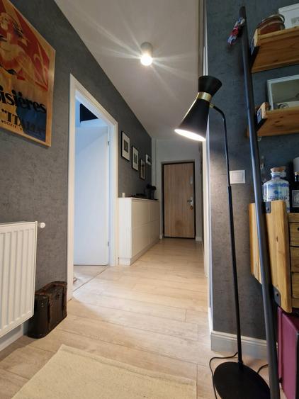 Apartament cu 3 camere decomandat în 1 Mai