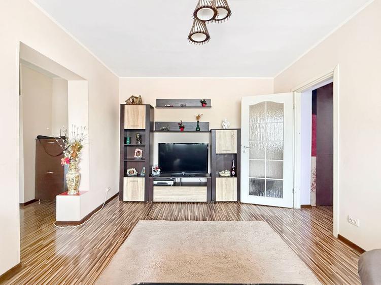 Apartament cu 2 camere semidecomandat, mobilat în Kiseleff