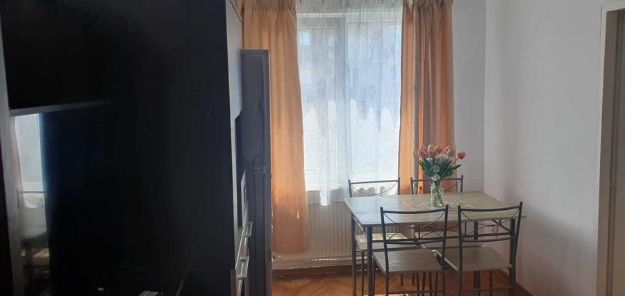 Apartament cu 2 camere semidecomandat în Exterior Vest