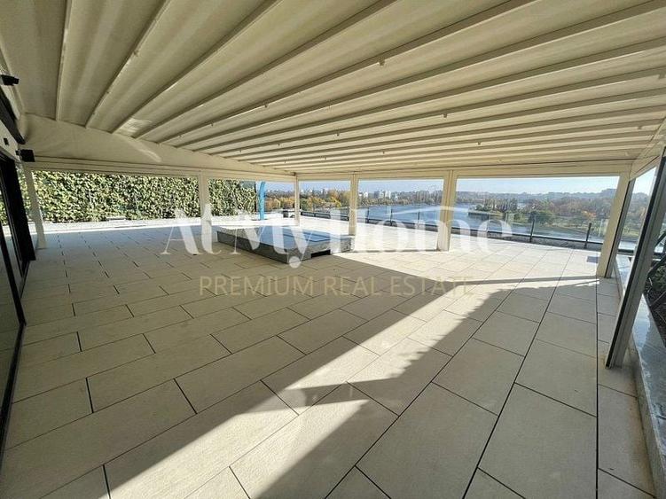 Penthouse cu 5 camere decomandat, mobilat în Barbu Văcărescu
