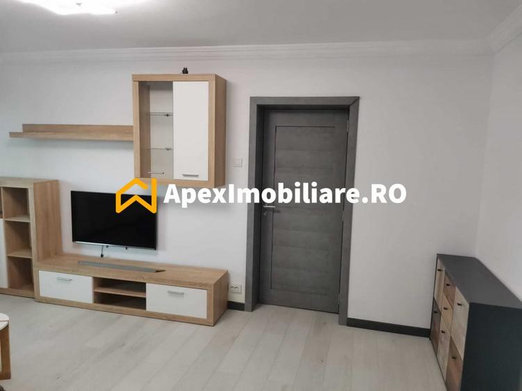 Apartament cu 2 camere semidecomandat în Iancului