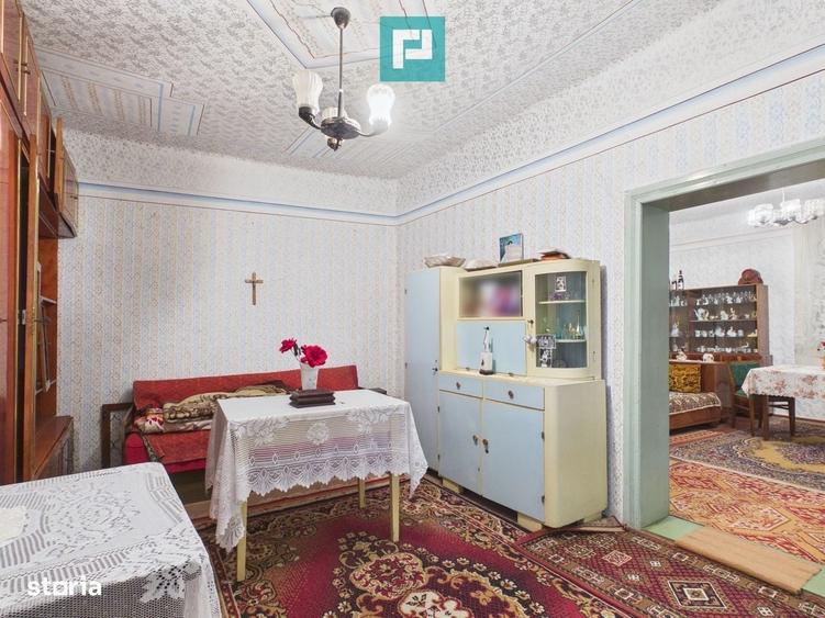 Casă cu 4 camere cu Teren 4065 Mp în Dorobanți