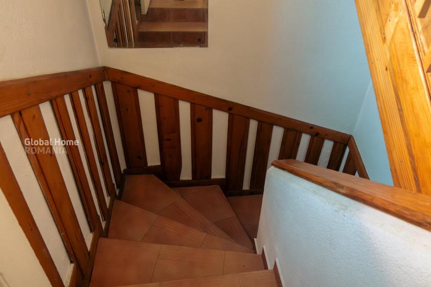 Casă individuală cu 9 camere cu Canalizare în Cotroceni