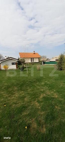 Casă cu 5 camere cu Teren 2743 Mp în Sud
