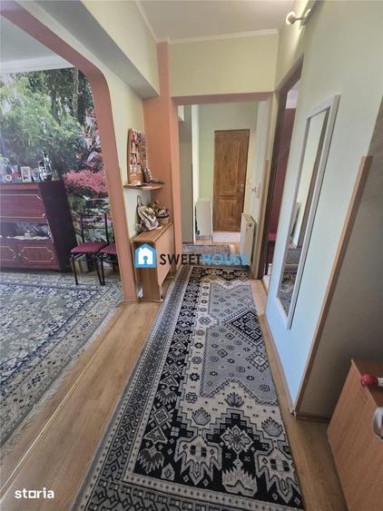 Apartament cu 4 camere în Central