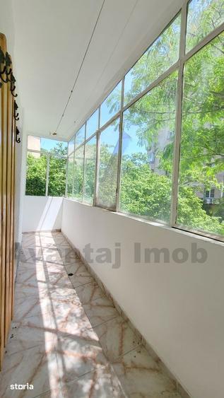 Apartament cu 3 camere decomandat în 13 Septembrie
