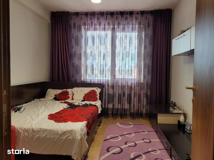 Apartament cu 3 camere decomandat în Ultracentral