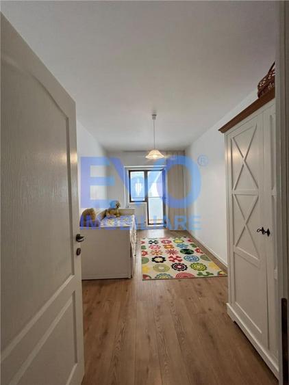 Apartament cu 4 camere decomandat în Păcurari