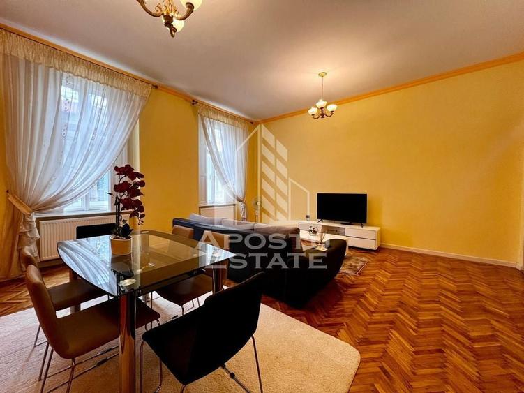 Apartament cu 3 camere decomandat, mobilat în Central