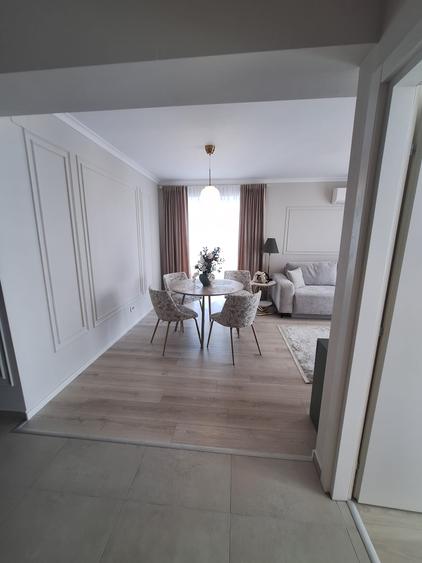 Apartament cu 2 camere decomandat în Lipovei