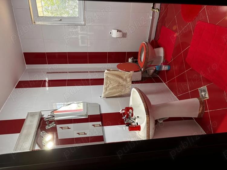 Casă cu 5 camere cu Teren 500 Mp în Exterior Vest