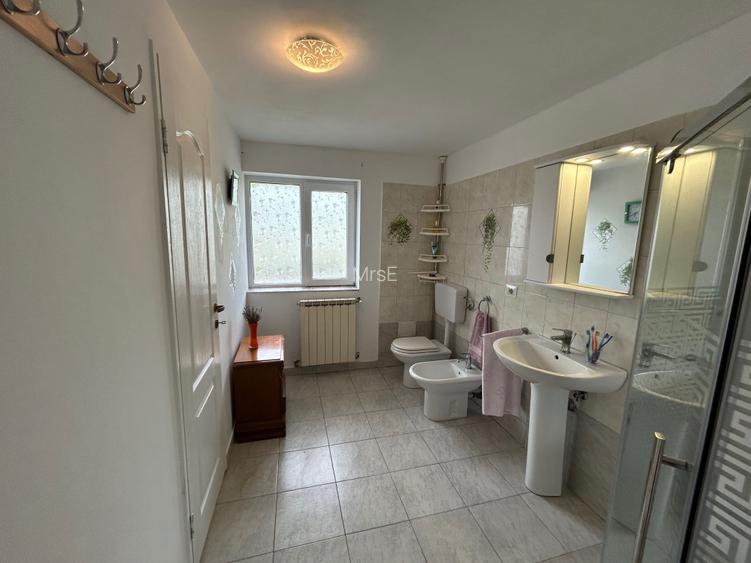 Casa cu 2 camere complet renovata la 45Km de Cluj, in Dragu, Jud Salaj
