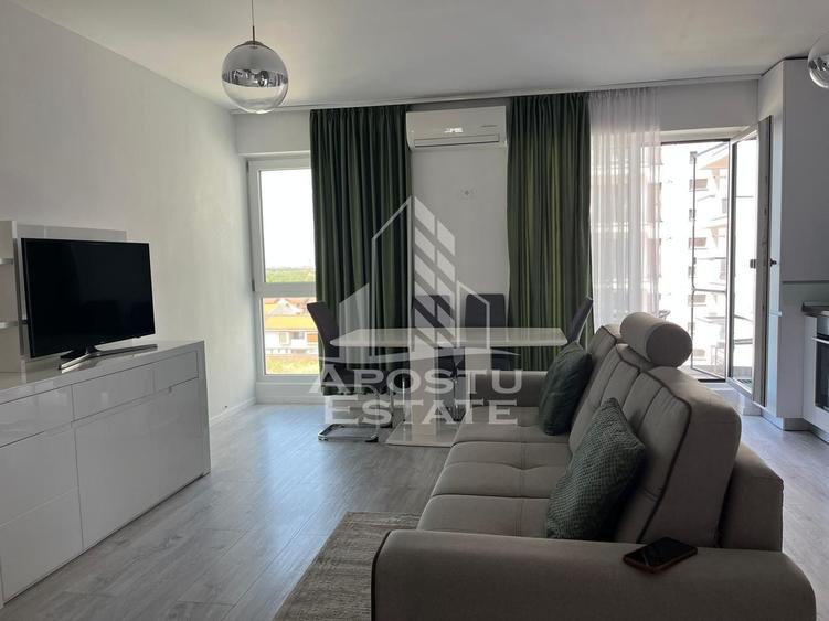 Apartament cu 3 camere decomandat, mobilat în Torontalului