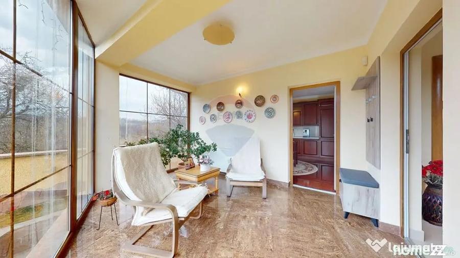 Casă cu 3 camere cu Teren 10331 Mp în Sohodol