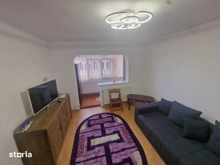 Garsonieră decomandată în Central