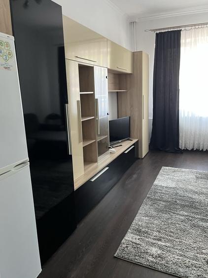 Garsonieră decomandată în Exterior Vest